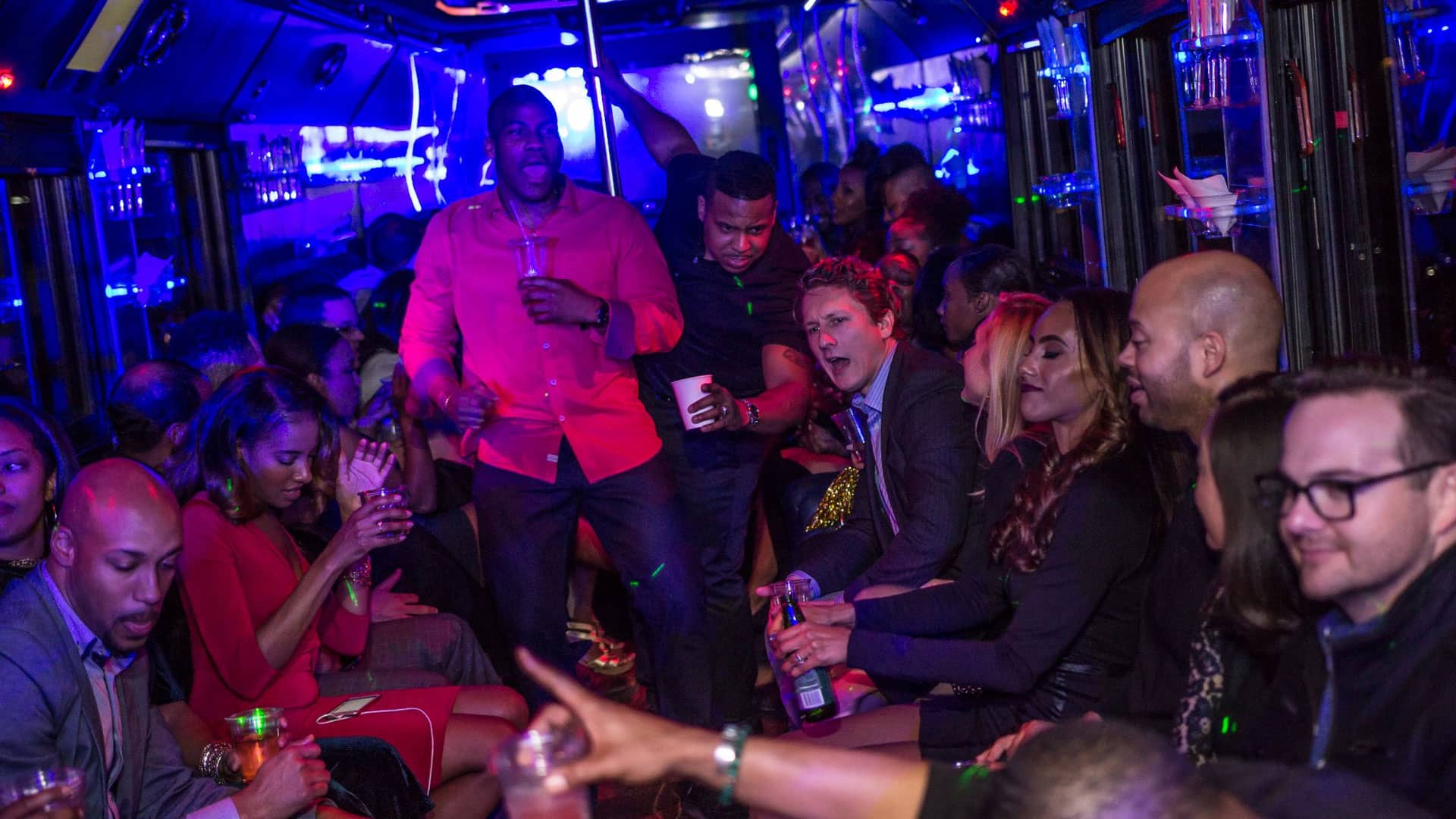 Party Buses – A venue for Fun Parties